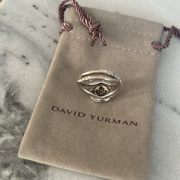 David Yurman Infinity Ring in Sterling Silver - Picture 4 of 6